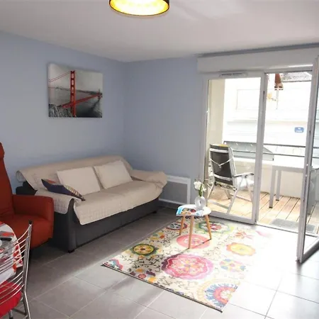T2 A Luchon - 46m², Balcon Sud-est, Proche Thermes, Ideal 4 Pers, Confort. - Fr-1-313-174 Bagneres-de-Luchon